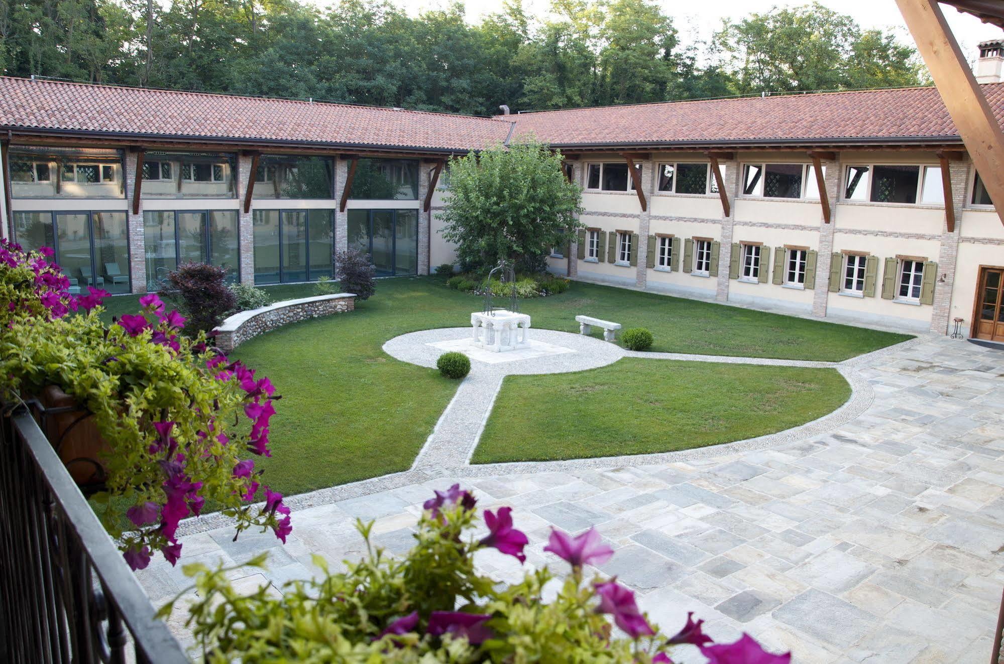 Antico Benessere Fara Gera dʼAdda Extérieur photo